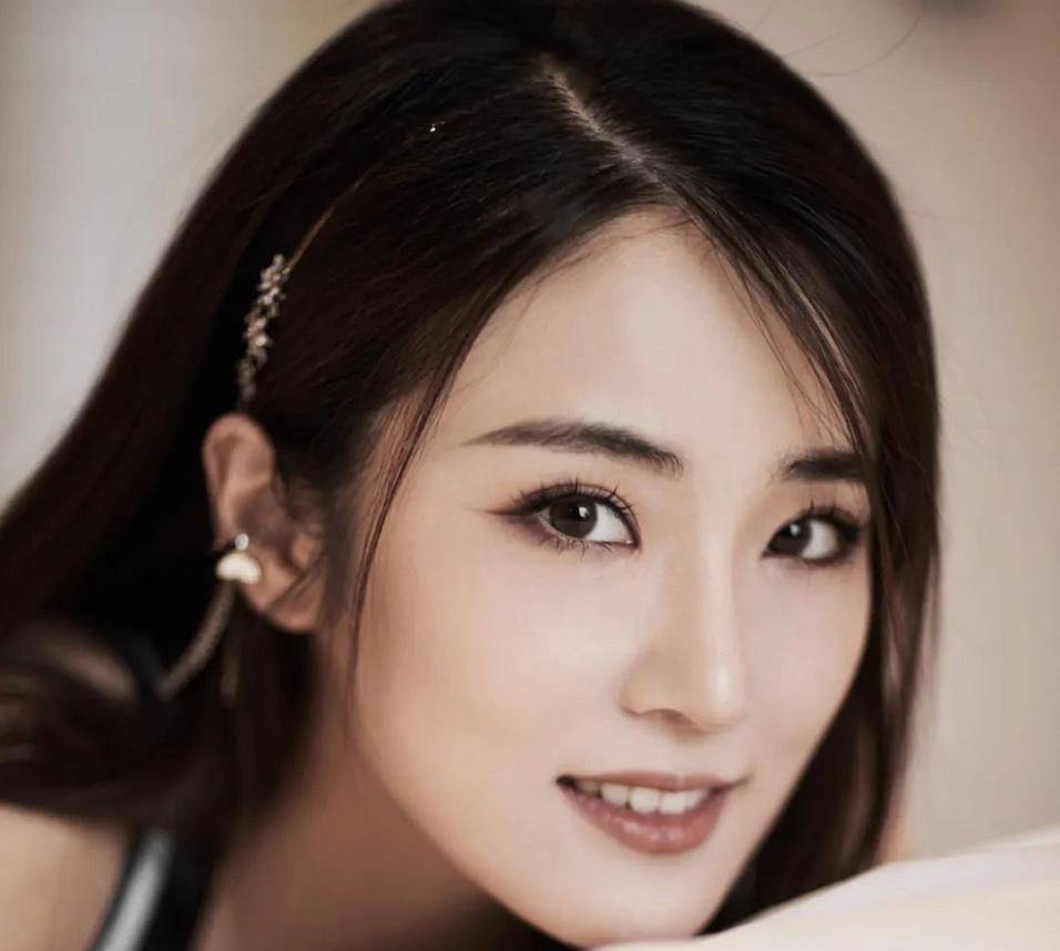 超级巨星状态回升，再度证明实力无人可及的简单介绍