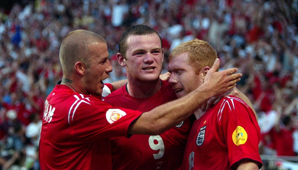 包含欧洲德比再掀战火，巴萨豪取三分的词条